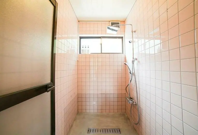 スタンダード４人部屋, Watowa