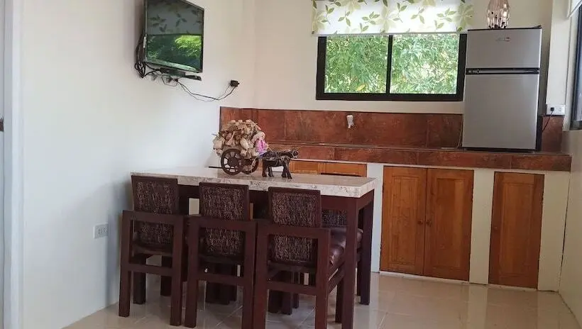 Chambre Familiale, Marick Beach Resort