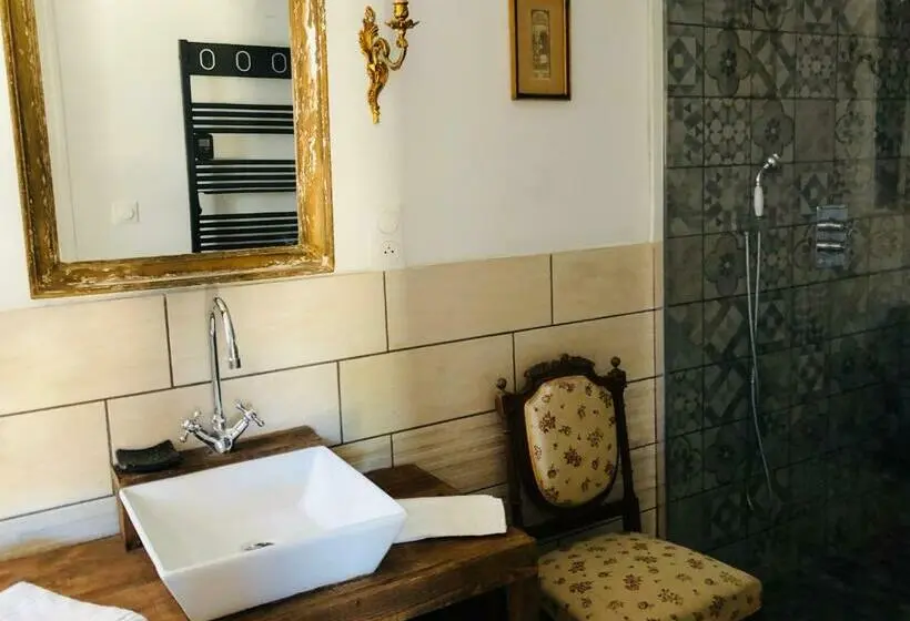スタンダードルーム, Chambre Du Parc élevage Girbal