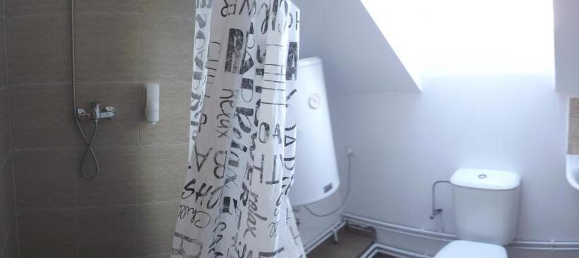 スタンダードルーム, Vass Panzio