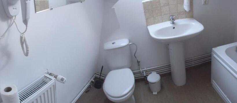 スタンダードルーム, Vass Panzio