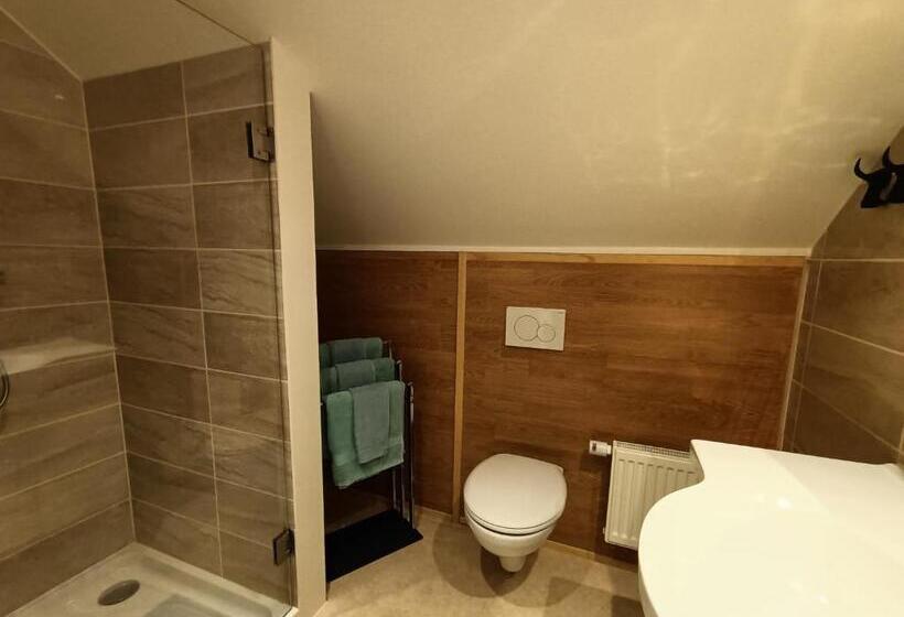 Номер Стандарт Трехместный, B&b Le Reclus
