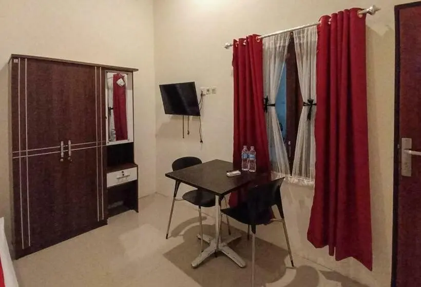 Standard-huone, Reddoorz Syariah Near Sentani City Square