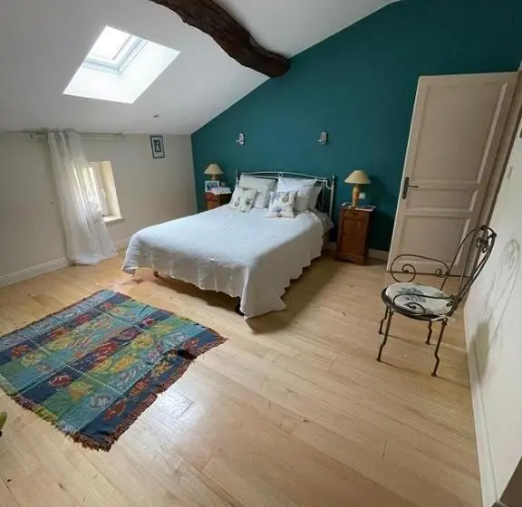 デラックストリプルルーム, La Ferme De Villeneuve