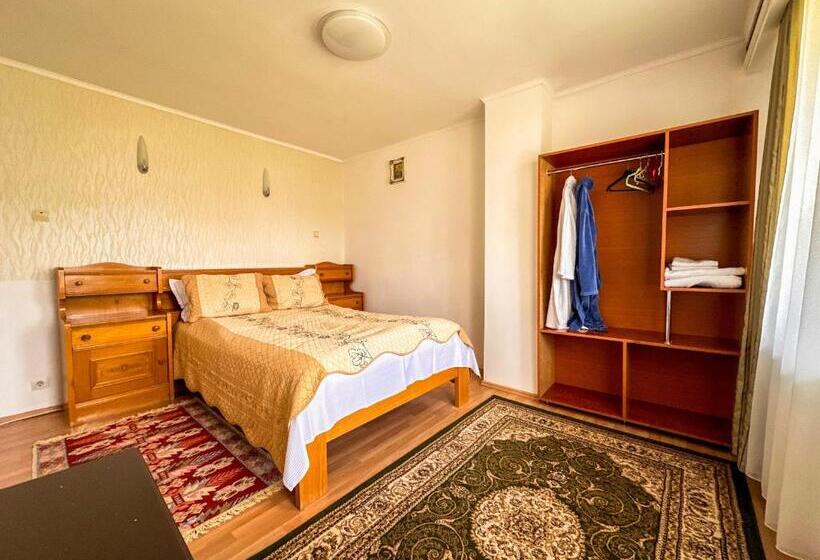 דירה בת חדר שינה 1 עם מרפסת, Perla Brazilor