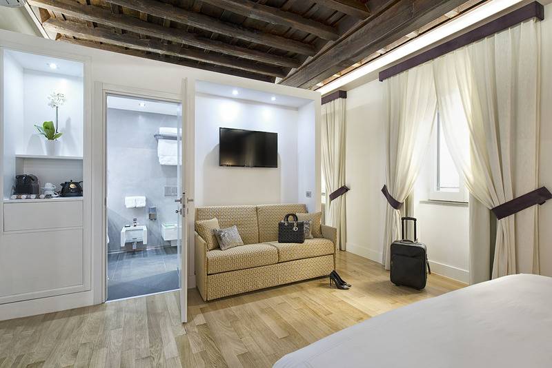 חדר סופריור, Domus Libera