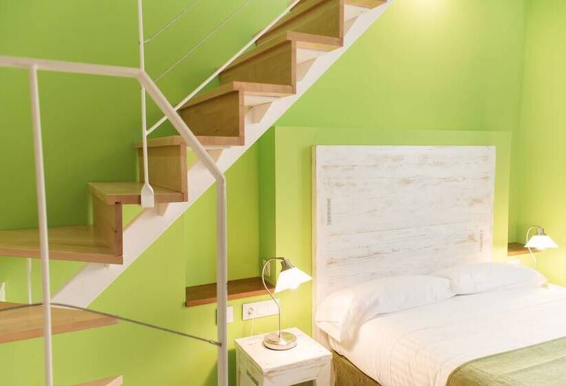 غرفة عائلية, Ad Hoc Carmen