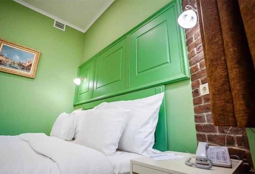 سوییت دوبلکس, Grand Sapphire