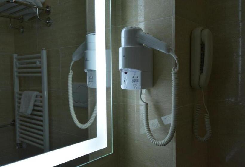 اتاق راحتی, Il Gentiluomo