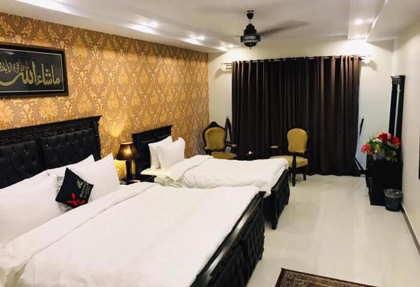 اتاق سوپریور سه تخته, Royaute Luxury Hotel Sialkot