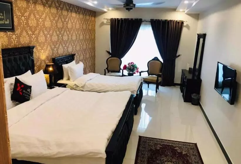اتاق سوپریور سه تخته, Royaute Luxury Hotel Sialkot
