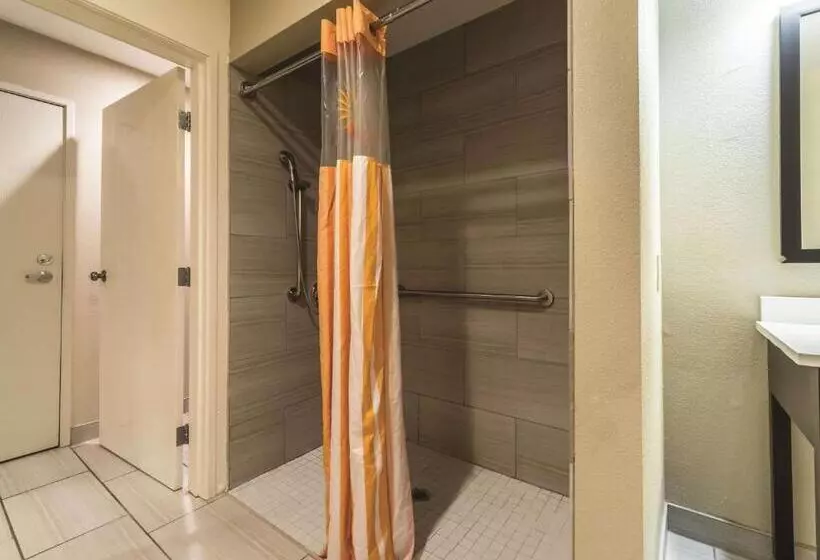 障害者適応デラックスルーム, La Quinta By Wyndham Collinsville St. Louis