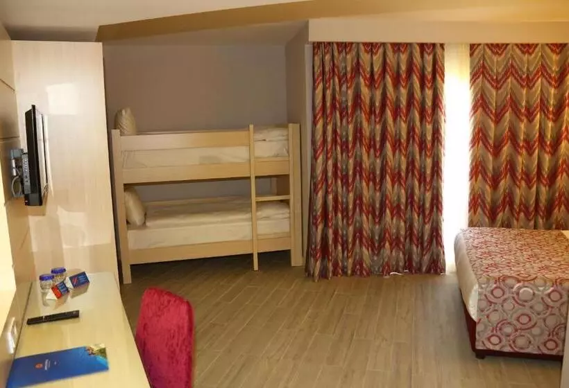 اتاق خانوادگی با تختخواب سفری, Sunmelia Beach Resort Hotel & Spa - All Inclusive