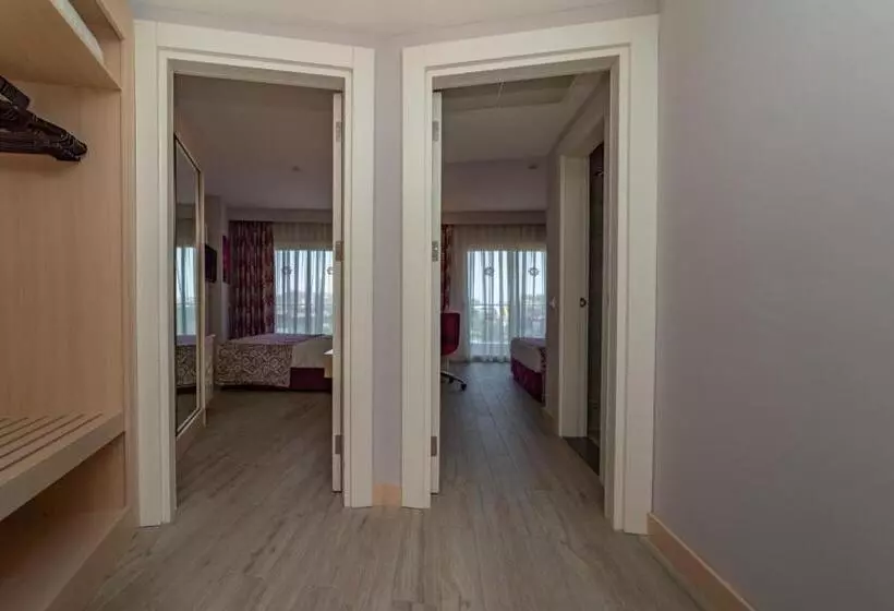 اتاق خانوادگی با چشم‌انداز باغ, Sunmelia Beach Resort Hotel & Spa - All Inclusive