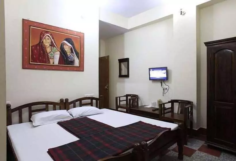 デラックスルーム, Teerth Palace Pushkar