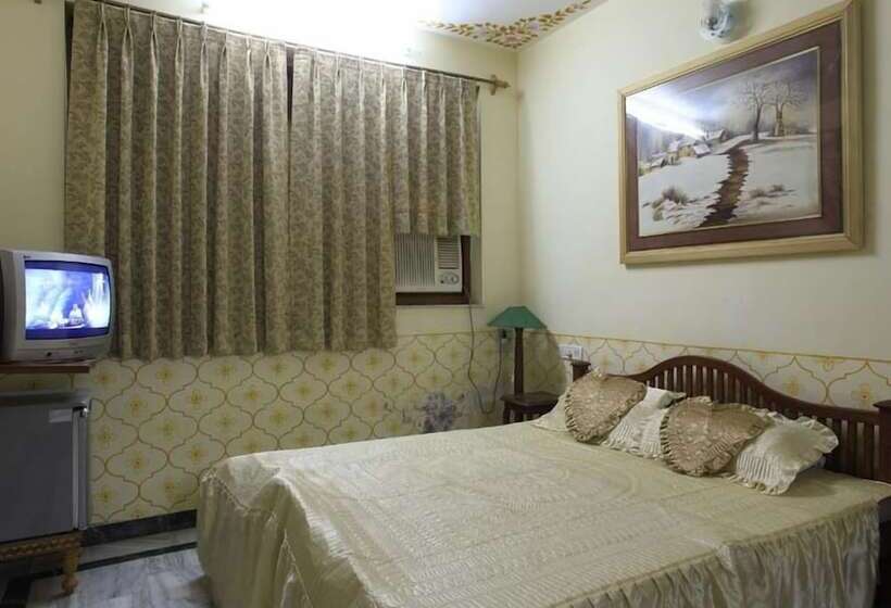 Chambre Deluxe, Teerth Palace Pushkar