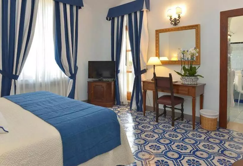 اتاق لوکس با بالکن و چشم‌انداز دریا, Villa Cimbrone