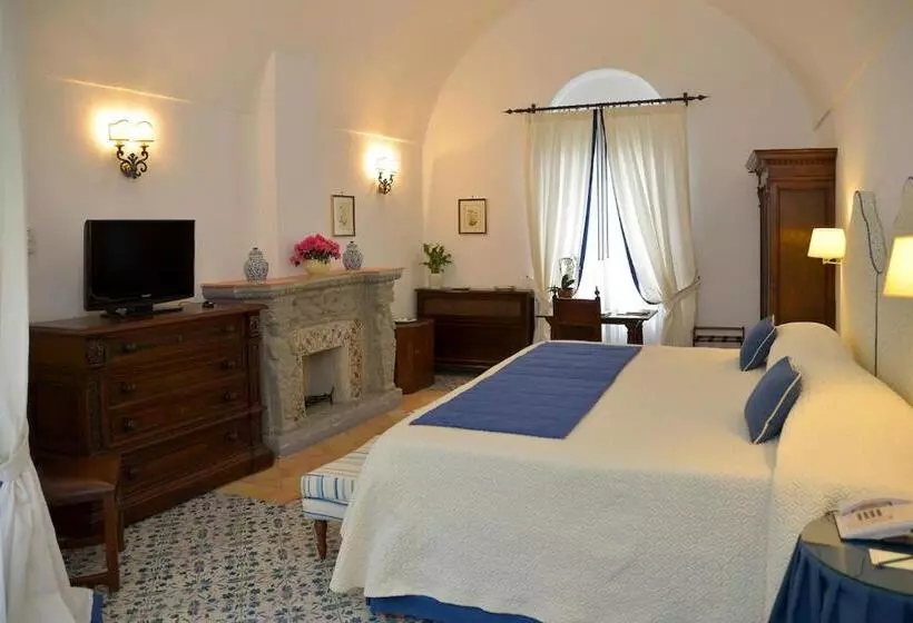 سوییت جونیور با چشم‌انداز دریا, Villa Cimbrone