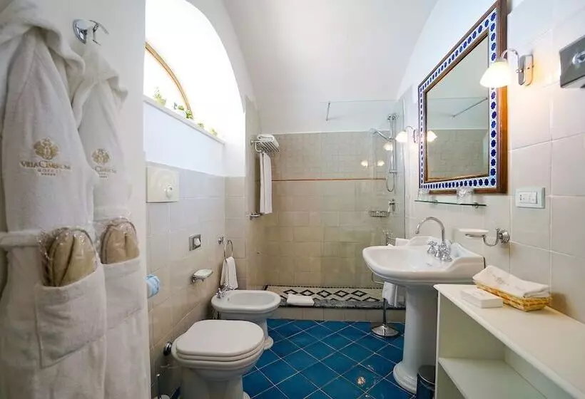 اتاق سوپریور با چشم‌انداز دریا, Villa Cimbrone