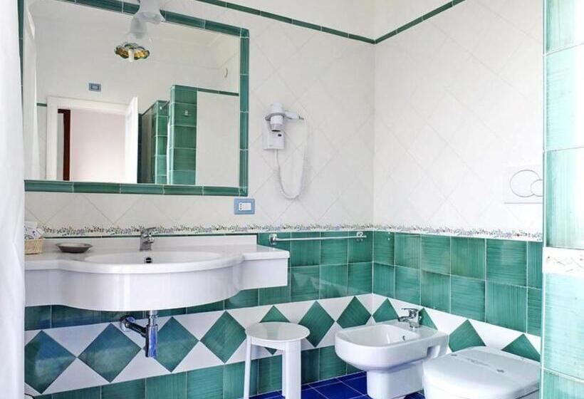 オーシャンビュースタンダードルーム, Maresca Hotel Praiano