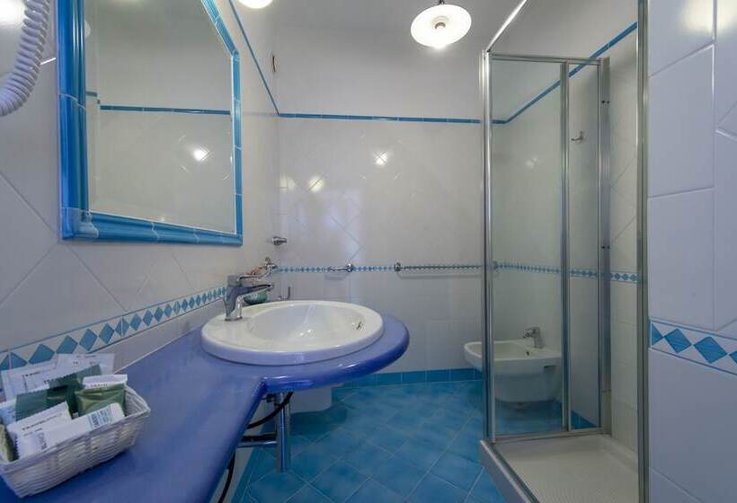 Номер Deluxe Вид на Море, Maresca Hotel Praiano