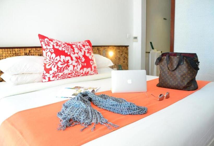 اتاق اساندارد با چشمانداز جانبی به دریا, Mystik Life Style By Newmark