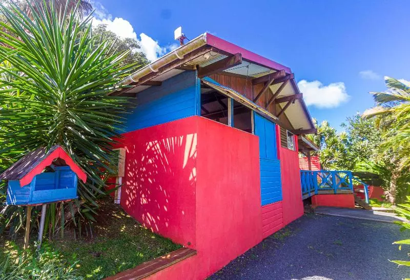 بانگلوی استاندارد, Piton Bungalows
