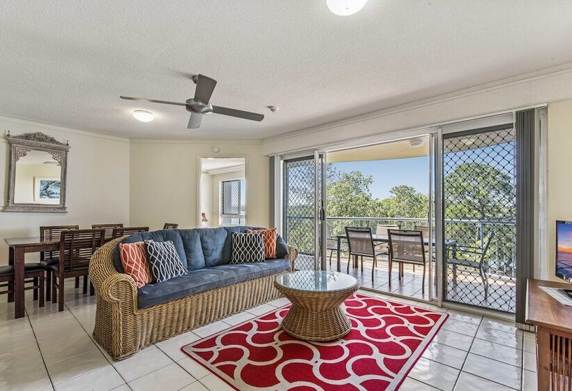 דירת שלושה חדרים, Reflections Holiday Apartments