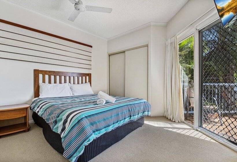 Апартаменты 2 Спальни, Reflections Holiday Apartments
