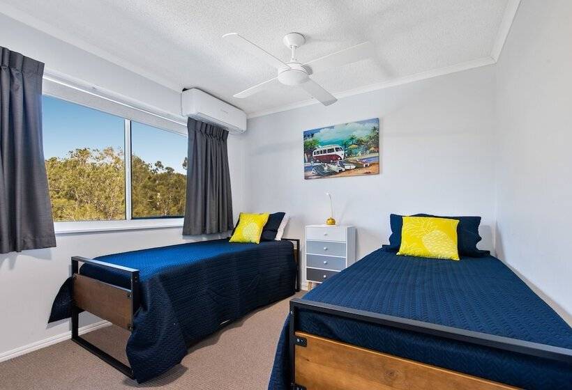 דירת שלושה חדרים, Reflections Holiday Apartments