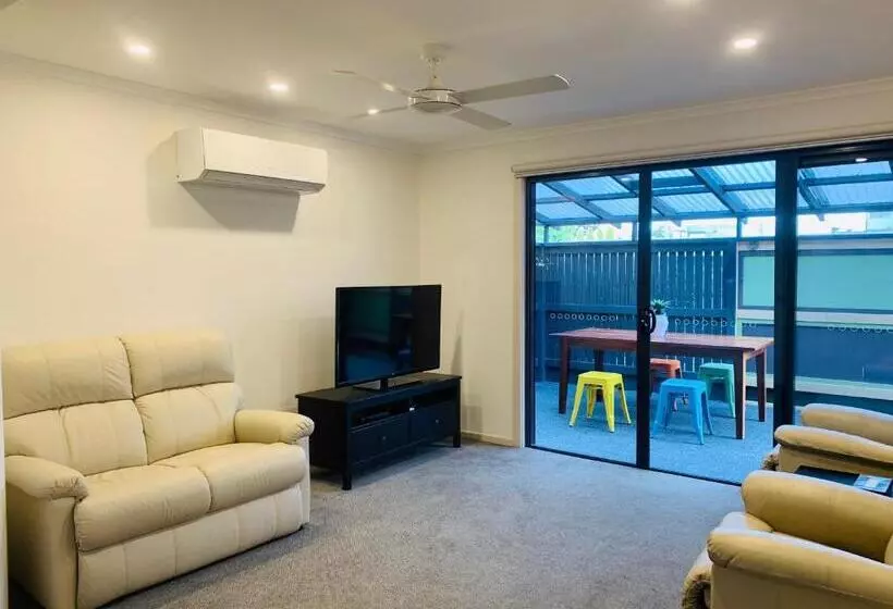 テラス付き１ベッドルームアパートメント, Sandpiper Motel Apollo Bay