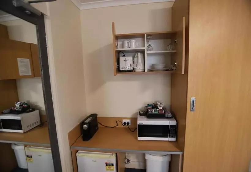 اتاق اجرایی, Townhouse Motel Cowra