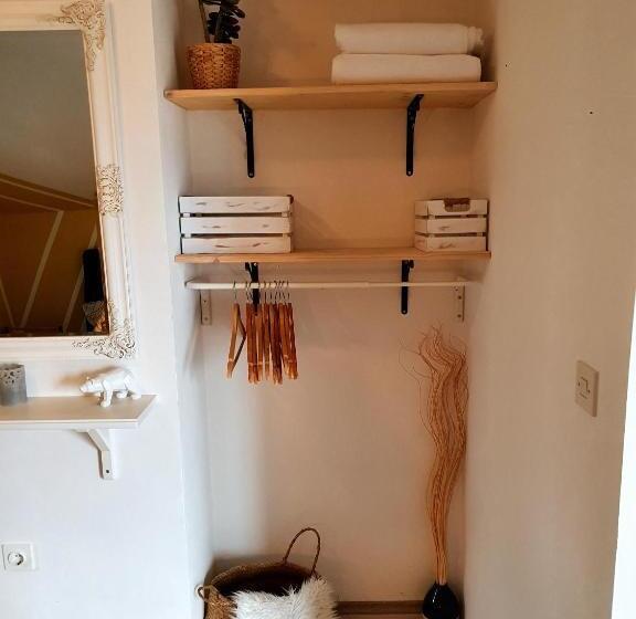 발코니가 있는 바다전망 스탠다드 스튜디오, Apartments Bell Memories