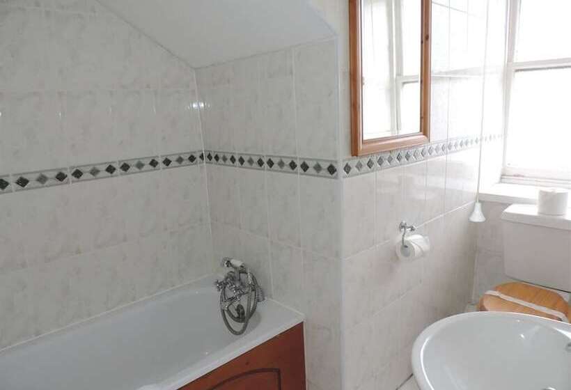 اتاق استاندارد, Bath House