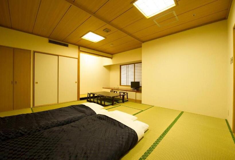 家庭间, Court Hotel Asahikawa