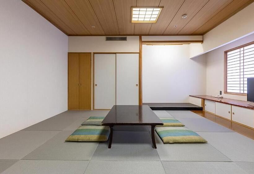 家庭间, Court Hotel Asahikawa