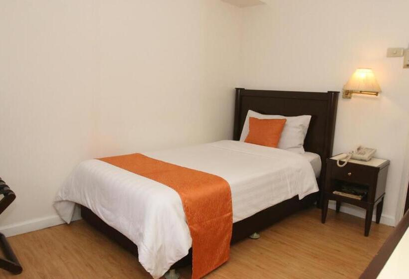 اتاق استاندارد یک نفره, Harbor Town