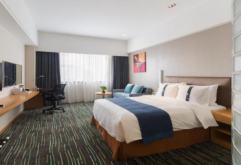 Quarto Superior Cama King, Holiday Inn Express Shanghai New Jinqiao, An Ihg