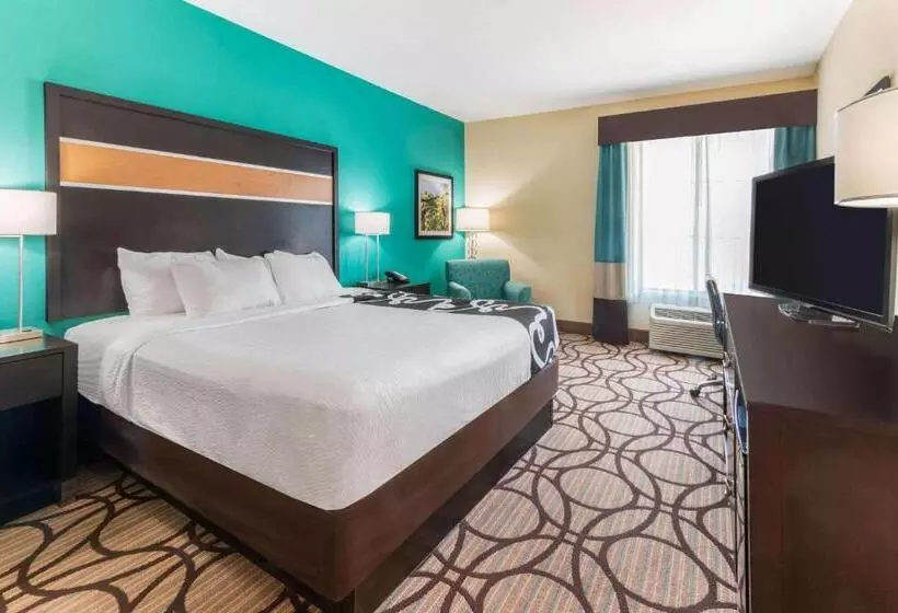 キングサイズベッドのスタンダードルーム, La Quinta By Wyndham Carlsbad