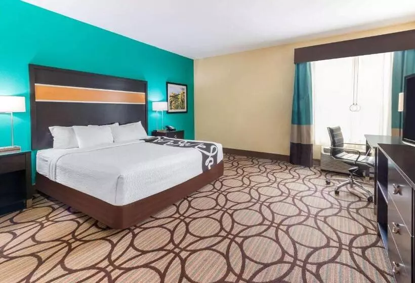 身障者適用キングサイズベッドルーム, La Quinta By Wyndham Carlsbad