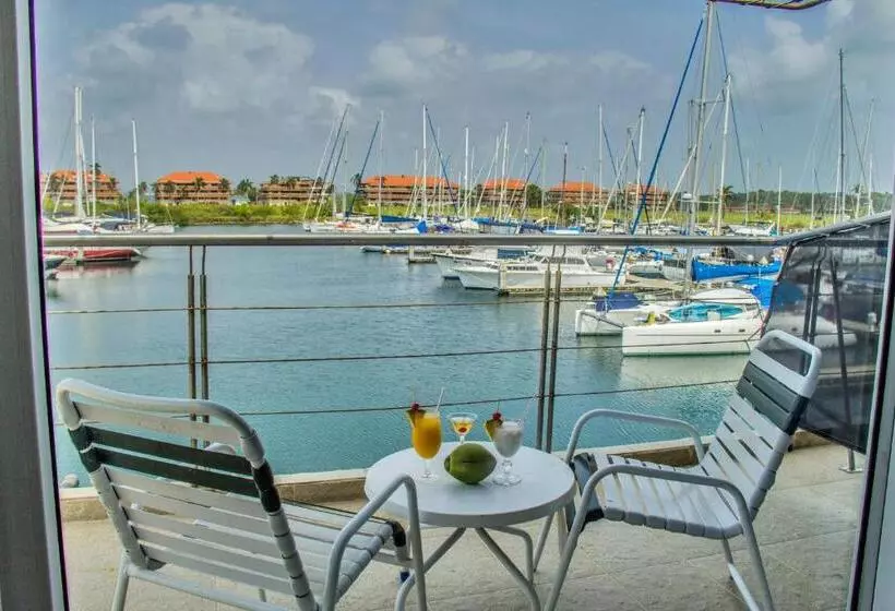 オーシャンビュースタンダードルーム, Marina Hotel At Shelter Bay
