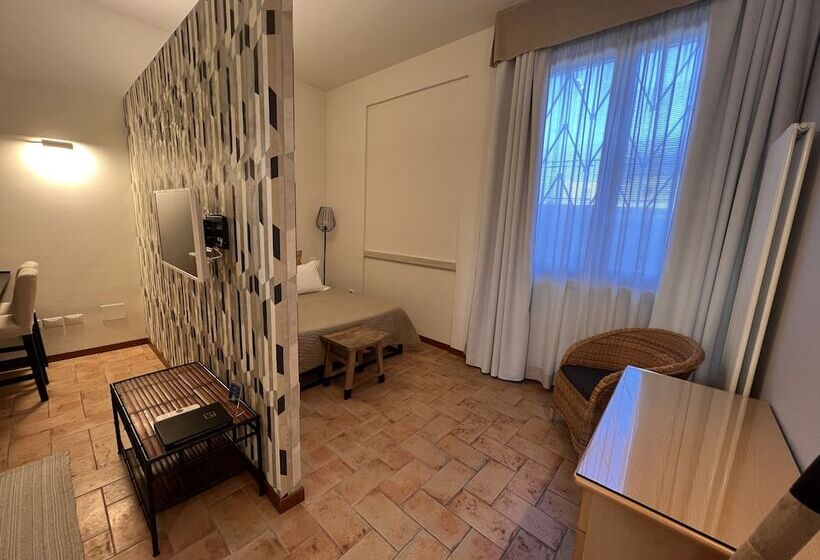 Studio Standard, Palazzo Brando