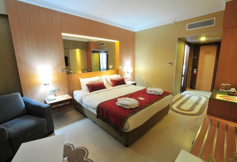 اتاق سوپریور, Ramada Usak