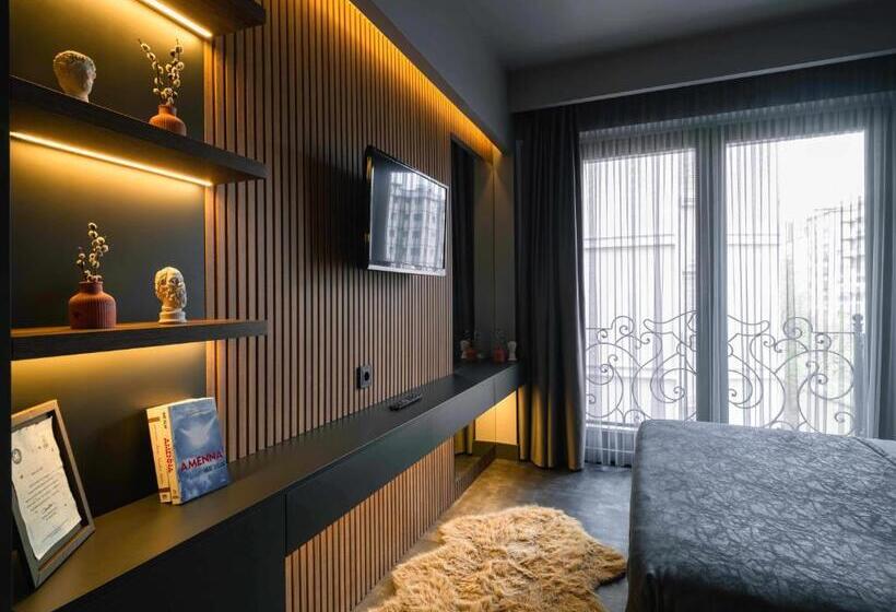 스탠다드 룸, Sennacity