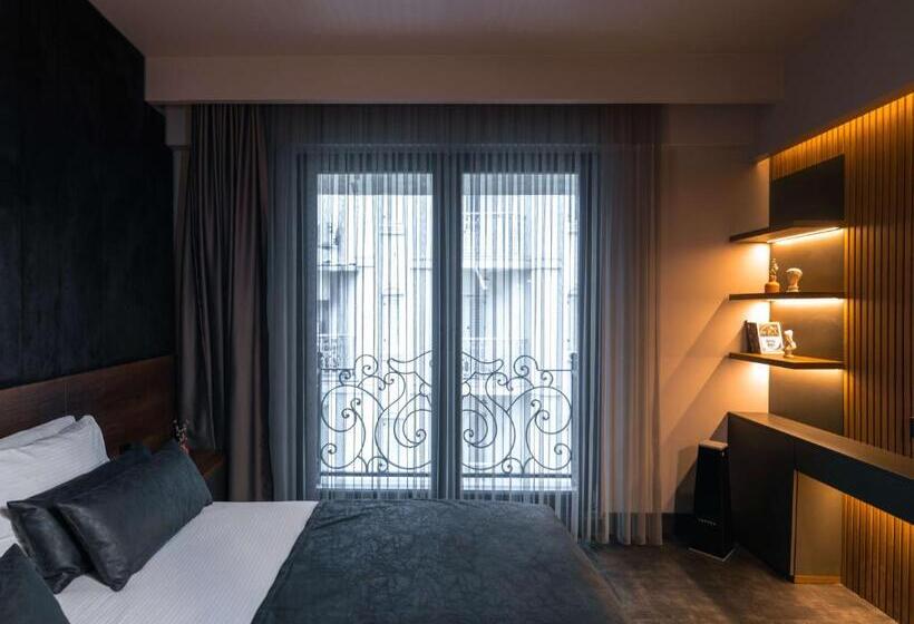 스탠다드 룸, Sennacity