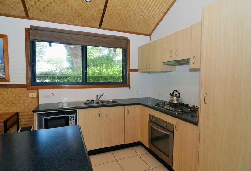 2 Bedrooms Standard Bungalow, Island Magic Resort