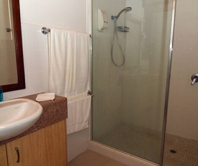 2 Bedrooms Standard Bungalow, Island Magic Resort