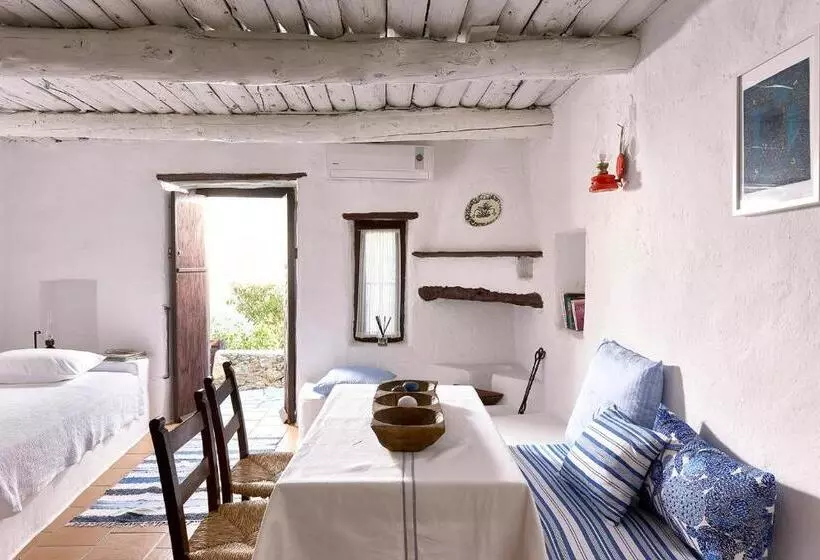 キャビン, Koutsounari Traditional Cottages