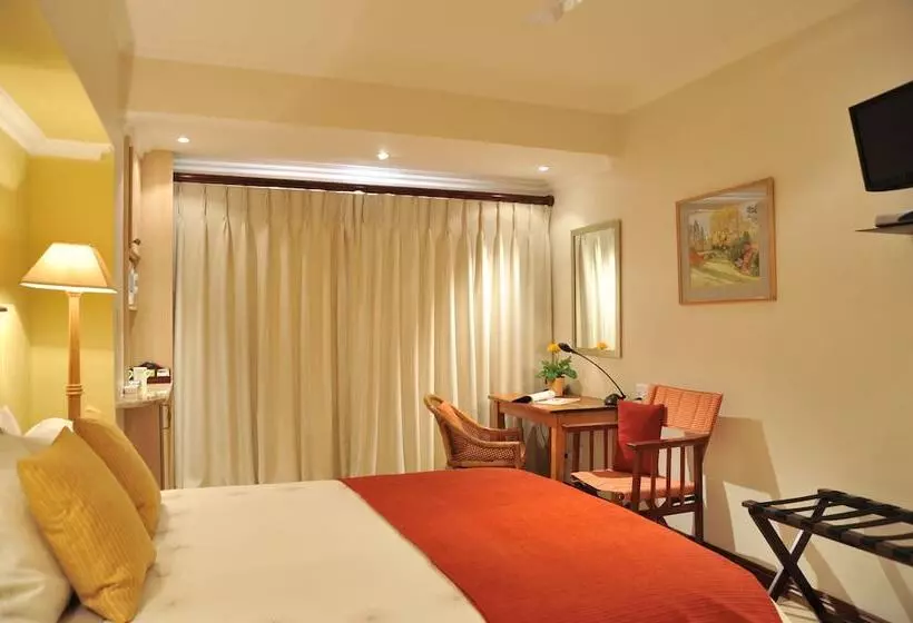 デラックスルーム, Claires Of Sandton Luxury Guest House