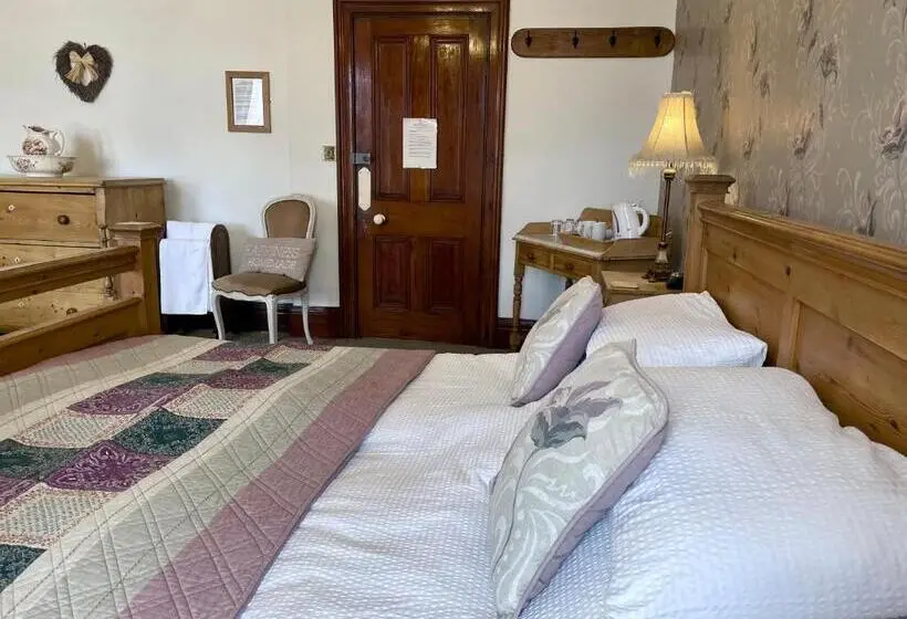 デラックスファミリールーム, Overdale Room Only And Free Parking